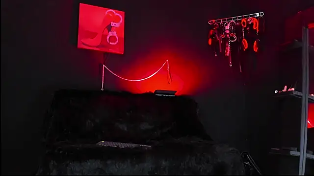 isabellestone online show from 03/03/26, 10:26