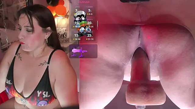 ErikaMontiel   online show from 10/17/25, 10:01