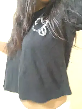 Snapshot of Raj-kumari chatting on 06/25/26, 04:12 Raj-kumari online show from 06/25/26, 04:12