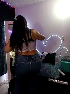 Danniela20 online show from 02/13/26, 07:26