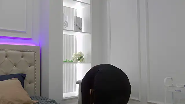 ZoeyNeal online show from 03/07/26, 02:47