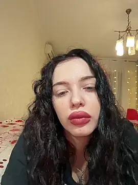 Hannah xBaby online show from 11/04/25, 03:22