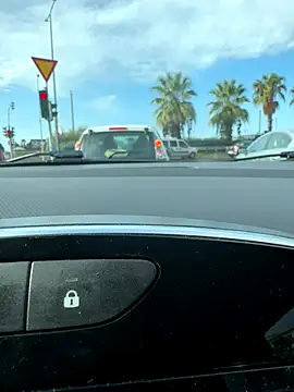 Snapshot of Mrdim26 chatting on 11/28/25, 09:12 Mrdim26 online show from 11/28/25, 09:12