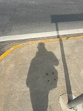 Snapshot of Mrdim26 chatting on 03/06/26, 10:23 Mrdim26 online show from 03/06/26, 10:23