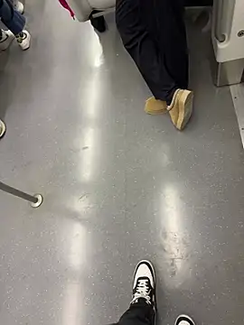 Snapshot of Mrdim26 chatting on 03/09/26, 12:09 Mrdim26 online show from 03/09/26, 12:09