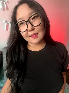 tammy gun online show from 09/18/25, 12:51