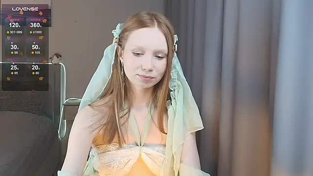 FoxyMira online show from 11/28/25, 01:25