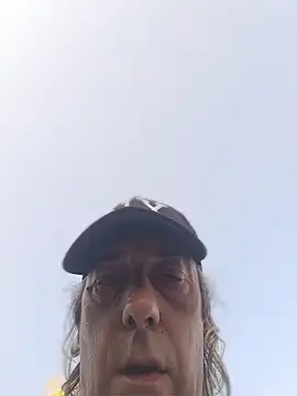 bi dare online show from 04/17/26, 04:21