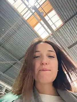 DollyTall online show from 10/12/25, 08:24