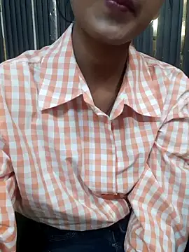 AnkitaDevi online show from 10/07/25, 03:47