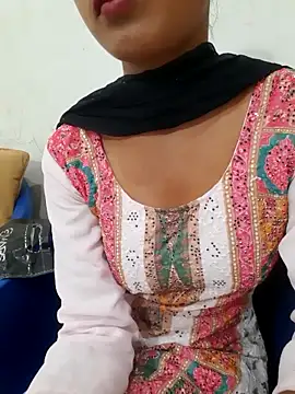 AnkitaDevi online show from 05/07/26, 03:23