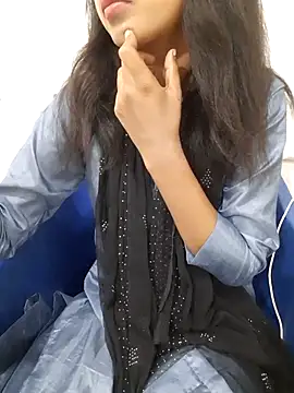 AnkitaDevi online show from 05/10/26, 03:33