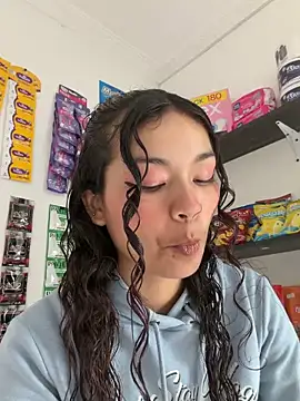 Camilla Miller01 online show from 04/13/26, 01:38