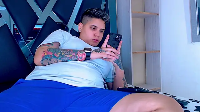 karla sexy21 online show from 10/25/25, 03:58