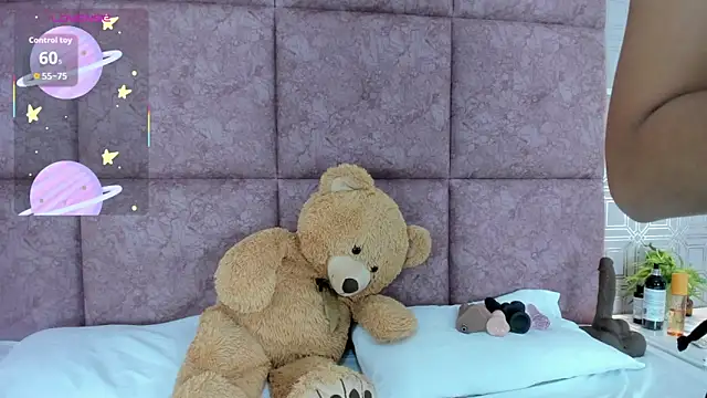 AmyStar1 online show from 04/13/26, 08:58