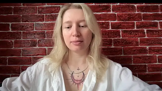 CitrusBlissss online show from 10/29/25, 02:14