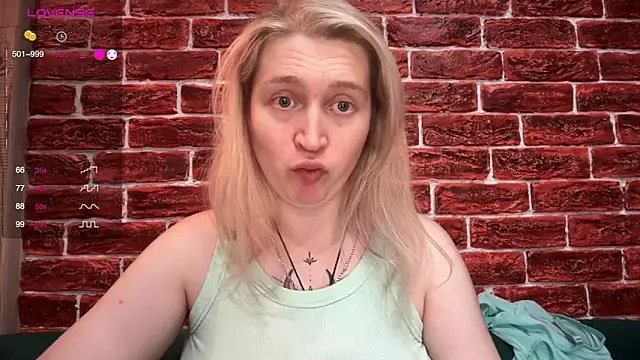 CitrusBlissss online show from 11/11/25, 02:28