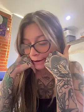 KoraSweett online show from 02/17/26, 07:31