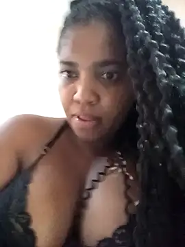 Snapshot of SamaraArtiaga1 chatting on 11/02/25, 08:11 SamaraArtiaga1 online show from 11/02/25, 08:11