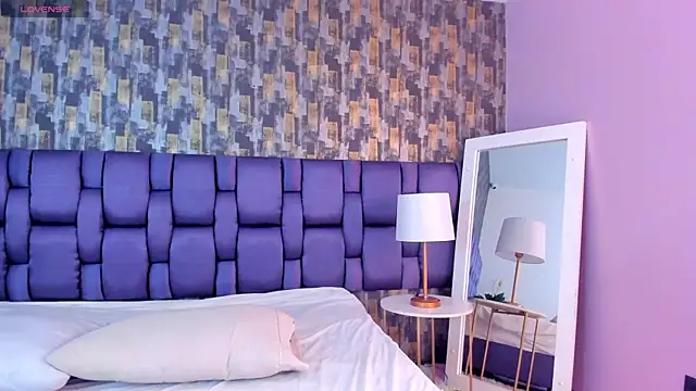 VeraBlazze online show from 02/07/26, 02:10