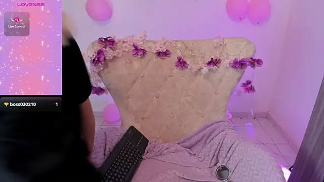 Nataliahenao69 online show from 10/23/25, 02:16