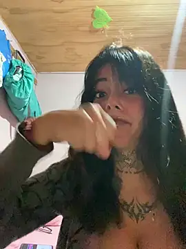 kiittyselenita online show from 04/29/26, 03:54
