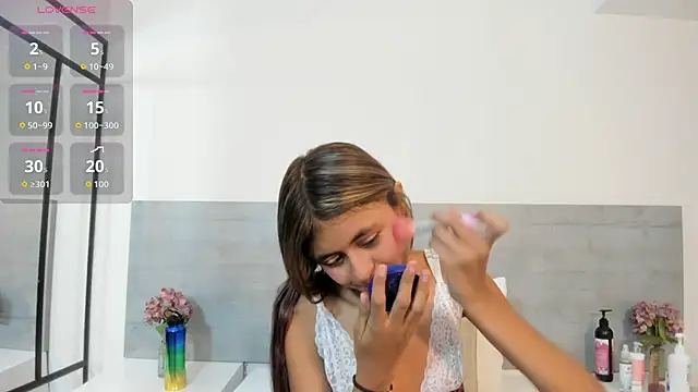 sunnyWhitee online show from 10/30/25, 07:14