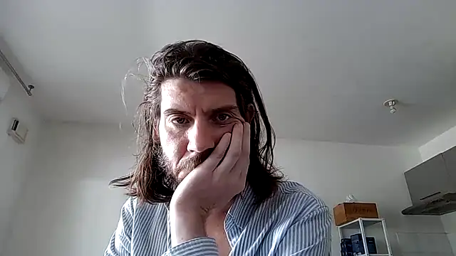 Snapshot of captainckring chatting on 06/08/26, 10:26 captainckring online show from 06/08/26, 10:26