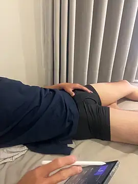 qaz23257 online show from 10/19/25, 05:19