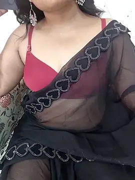 Snapshot of Aavya_007 chatting on 09/13/25, 07:30 Aavya 007 online show from 09/13/25, 07:30