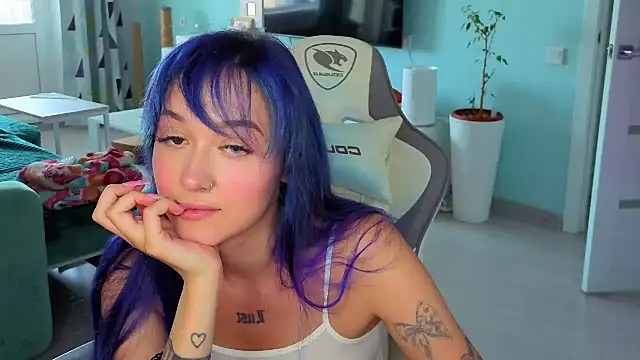 Snapshot of Im_suka chatting on 07/10/26, 04:17 Im suka online show from 07/10/26, 04:17