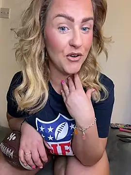 Charleigh xx online show from 02/08/26, 10:35