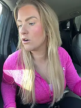 Charleigh xx online show from 03/11/26, 12:00