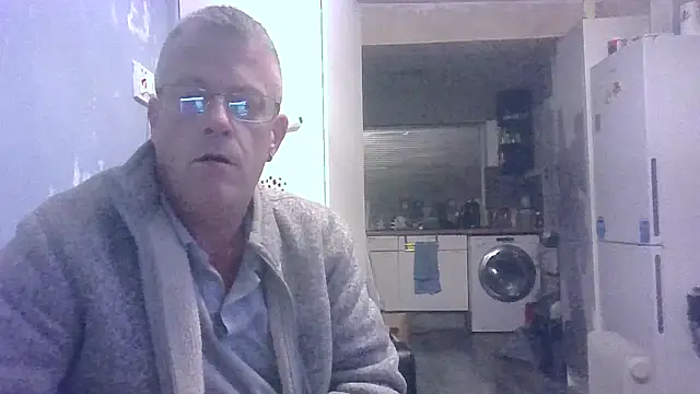 hefin18 online show from 11/12/25, 11:14