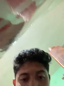 PerraAsquerosa  online show from 12/14/25, 09:36