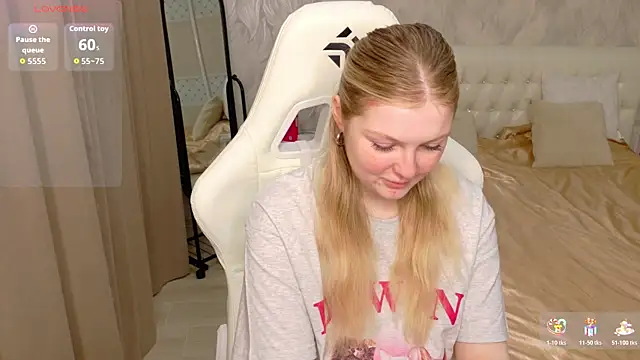 AmeliaDiamond online show from 04/04/26, 12:31