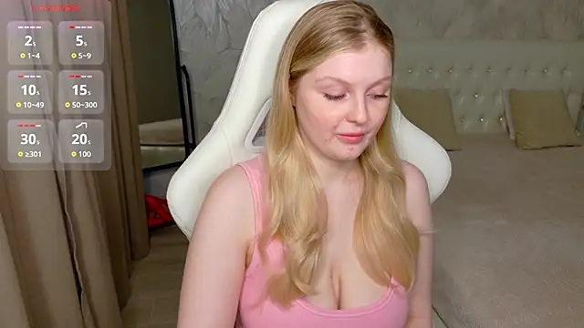 AmeliaDiamond online show from 04/21/26, 02:51