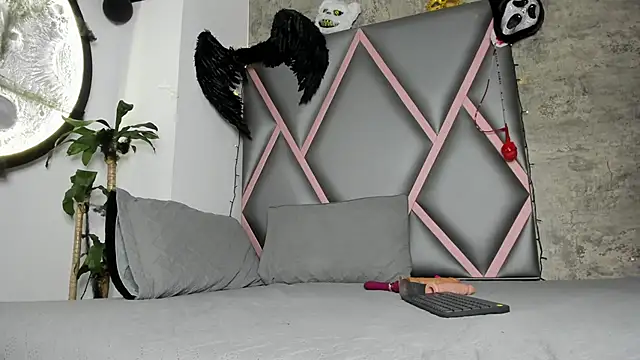 Euphoria 07 online show from 10/26/25, 03:45