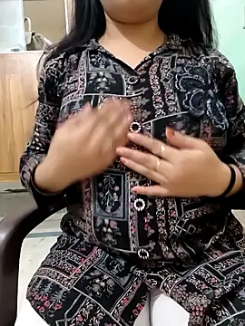 roshni agrawal0 online show from 09/26/25, 07:34