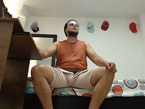 cloudsxxx online show from 07/23/26, 04:27