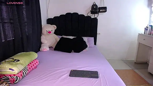 eileen  hills online show from 03/05/26, 03:19