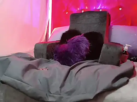 Snapshot of Tulindabonny chatting on 03/12/26, 10:05 Tulindabonny online show from 03/12/26, 10:05