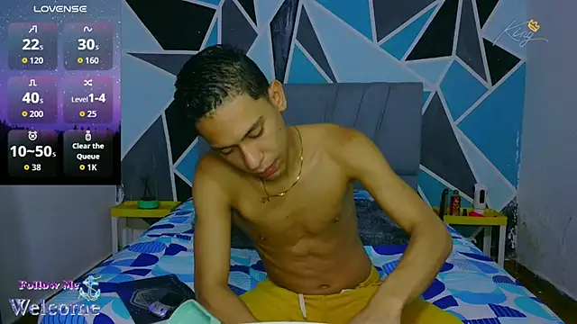 dylan apol0 online show from 05/30/26, 01:35