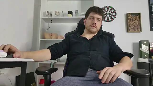 aaron nvk online show from 03/03/26, 04:18