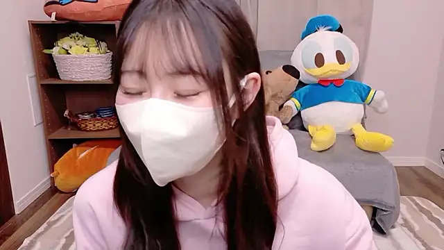 MOEMOE-Q online show from 10/14/25, 03:24