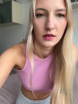 Snapshot of NattieBoo chatting on 05/16/26, 12:37 NattieBoo online show from 05/16/26, 12:37
