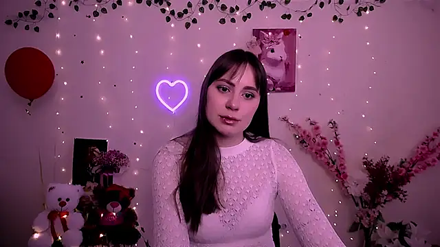 Amanda Bright  online show from 04/21/26, 11:27