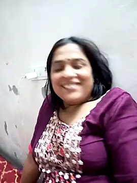 Trisha 71 online show from 10/08/25, 03:53