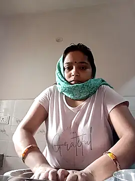 Trisha 71 online show from 11/17/25, 03:45