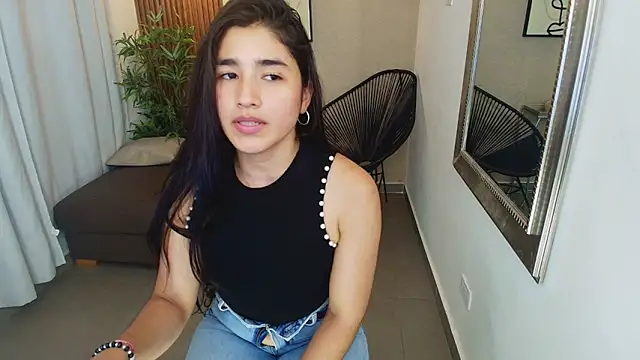 Lia Mar  online show from 09/15/25, 06:08